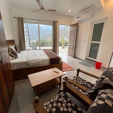 Hotel Manikut Rishikesh Exterior photo